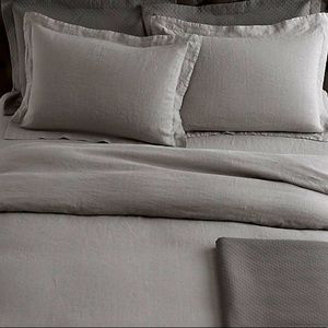 New RH Linen Queen Fitted Sheet